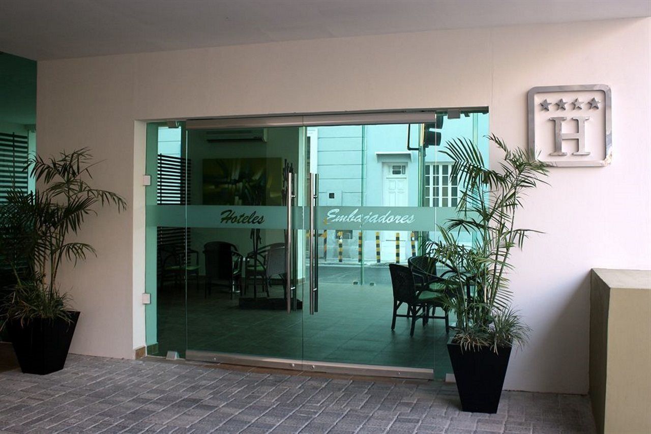 Hotel Embajadores Merida Exterior photo