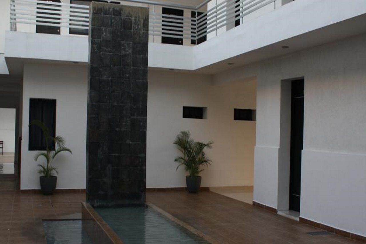 Hotel Embajadores Merida Exterior photo
